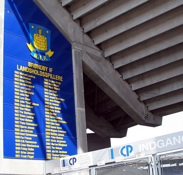 File:Brøndby Stadion 2005-02.jpg