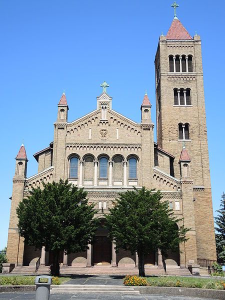 File:ChurchOfSaintsPeterAndPaulRochesterNewYorkFrontView.JPG