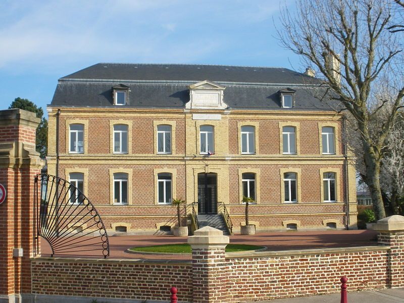 File:Fréthun - Mairie.JPG