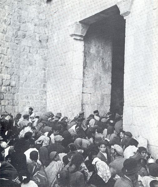 File:Jewish Quarter Refugees.jpg