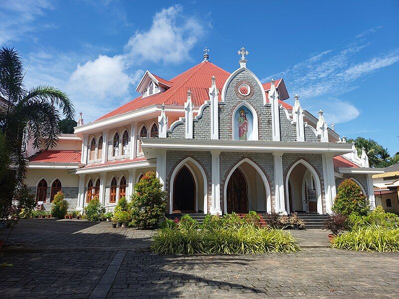 File:Kokkamangalam Church 2023.jpg