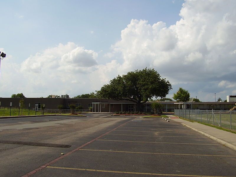 File:LFSmithElementarySchoolSouthHoustonTexas.JPG