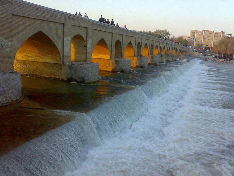 File:Marnaan Bridge Isfahan.jpg