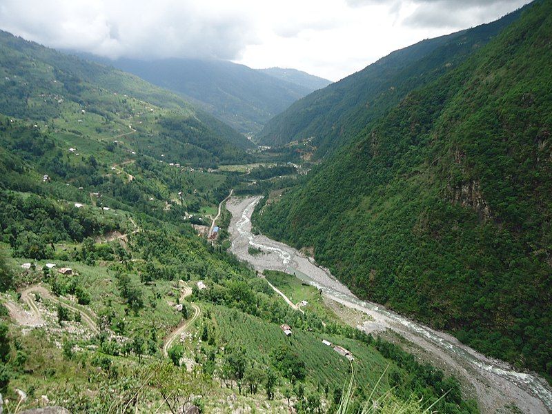 File:Melamchi River.JPG