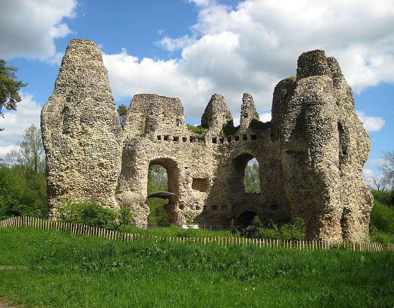 File:Odiham Castle.jpg