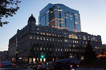 Old and new buildings on the intersection of Volodymyrska and Bohdan Khmelnytskyi Street