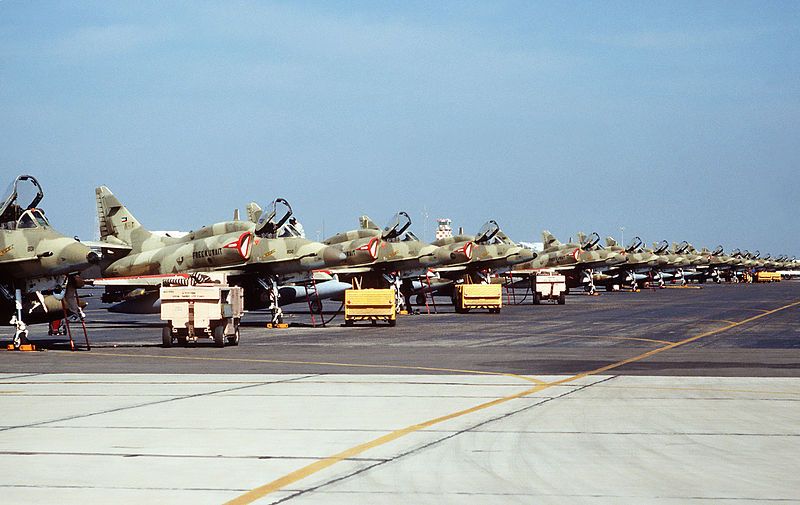 File:A-4KUs 13Feb1991.jpg