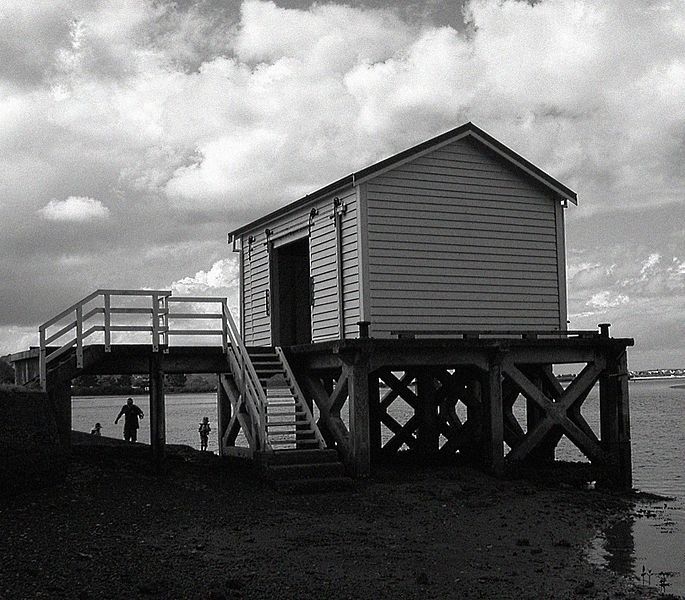 File:Big Omaha Wharf.jpg