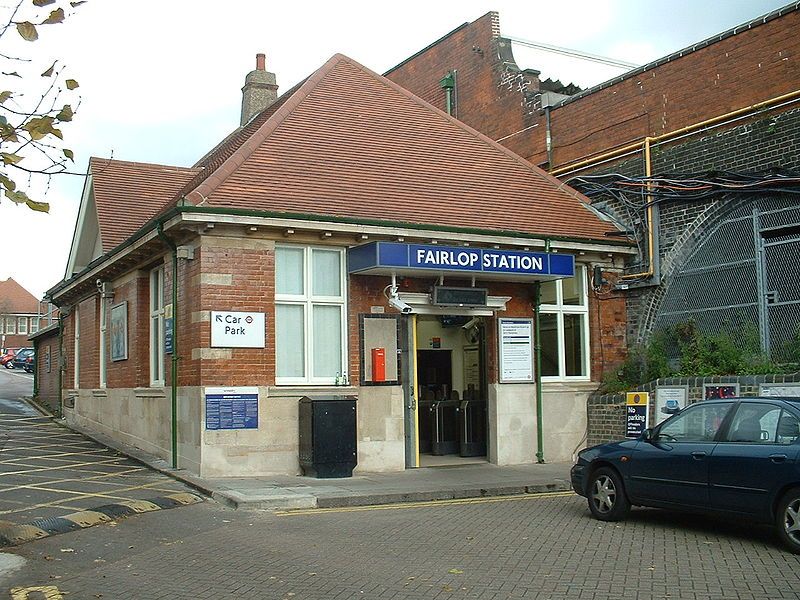 File:Fairlop stn building.JPG