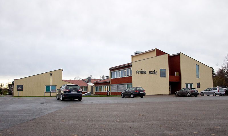 File:FevangSkole.jpg