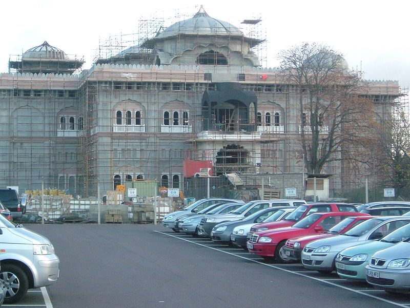 File:GravesendGurdwara3436.JPG