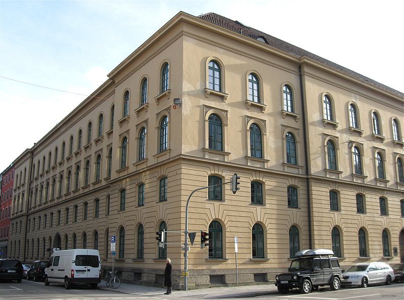 File:Karlstr. 21 Muenchen-1.jpg