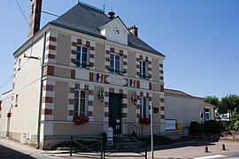 The town hall in Oncy-sur-École