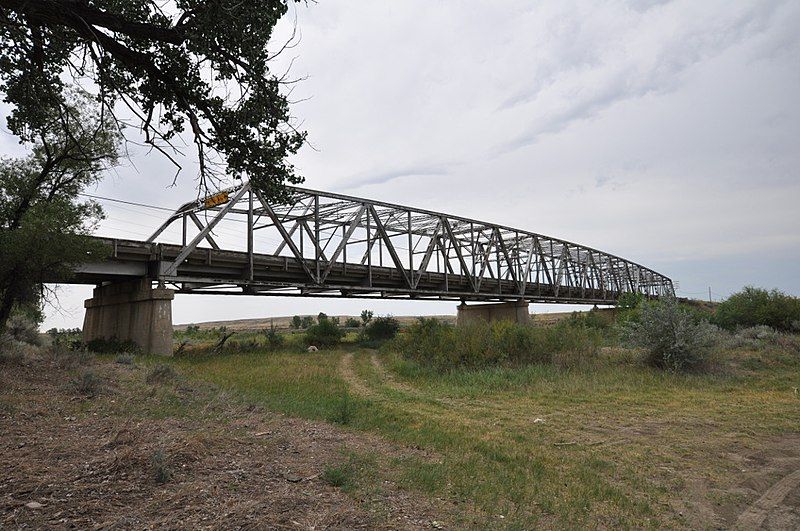 File:PrairieCountyMT PowderRiverBridge.jpg