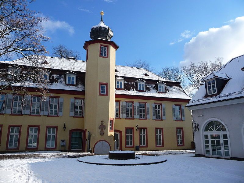 File:Schlösschen Rottmann-Bau.JPG