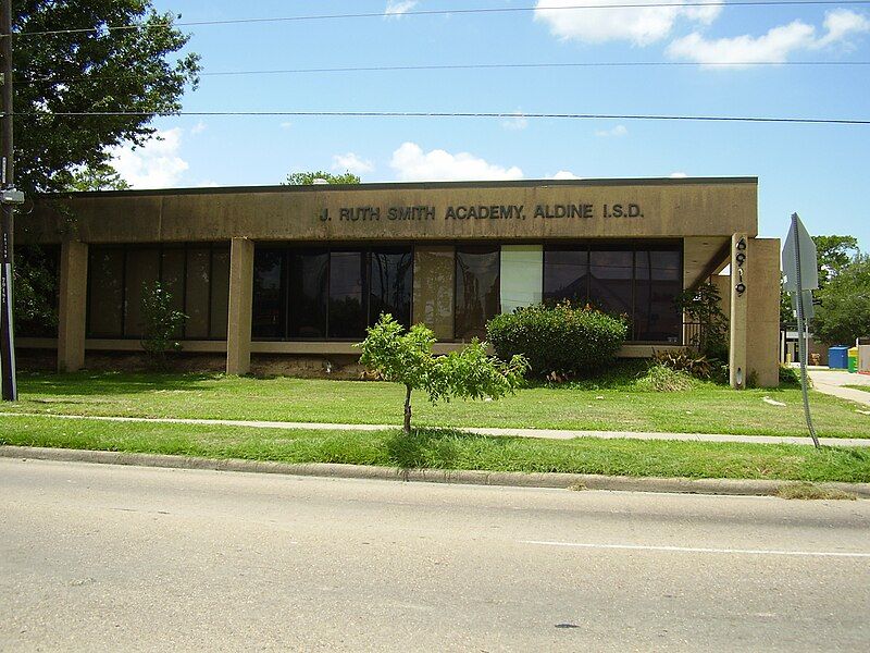 File:SmithJRuthAcademyHoustonTX.JPG