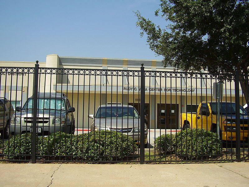 File:VaraTechCenterhoustonTX.JPG