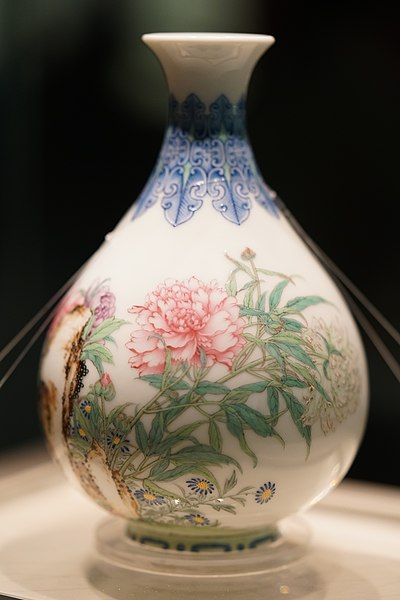 File:珐琅彩芍药雉鸡图玉壶春瓶08464.jpg