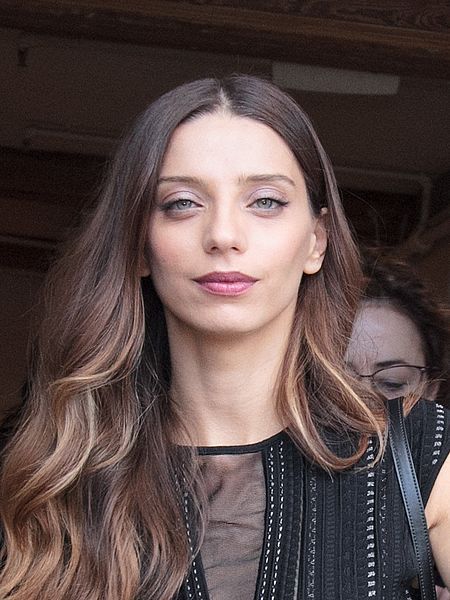 File:Angela Sarafyan (29873109646).jpg