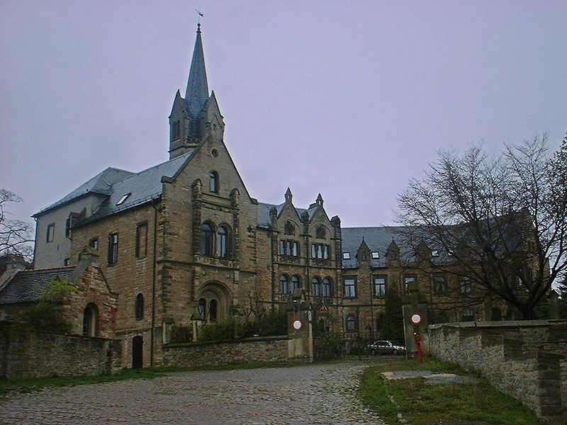 File:Beyernaumburg Schloss.jpg