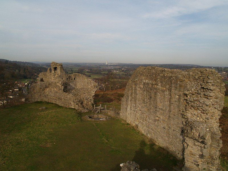 File:Caergwrle Castle 2.JPG