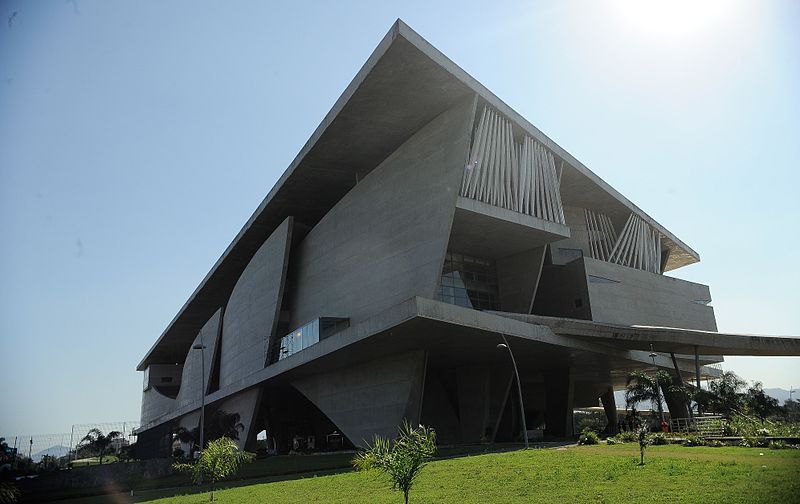 File:Cidade das Artes.jpg