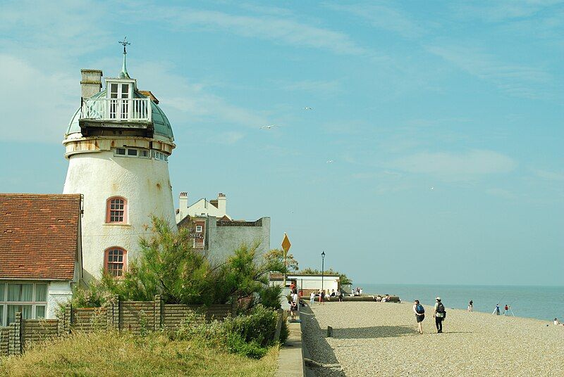 File:DSC 1846-weird-lighthouse.JPG