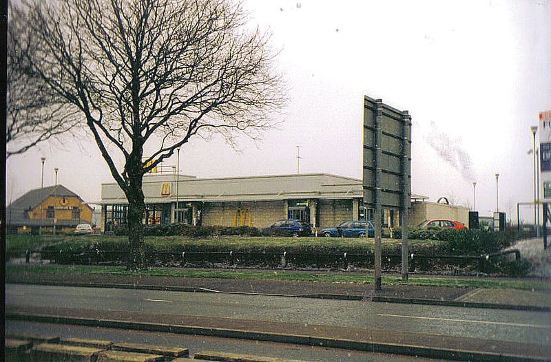 File:Dudley town McDonnald's2002.jpg