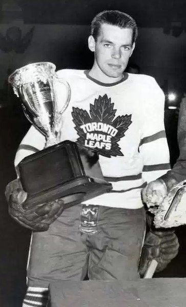 File:Howie Meeker Calder.jpg