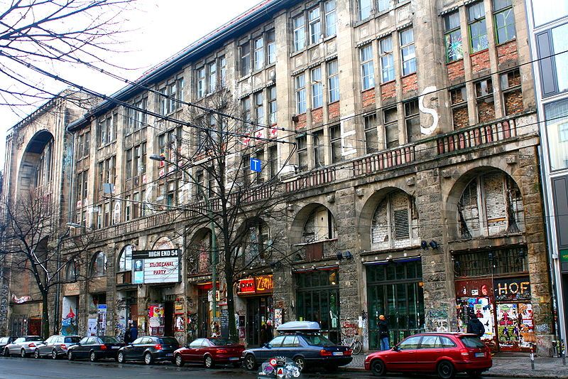 File:Kunsthaus tacheles.berlin.II.JPG