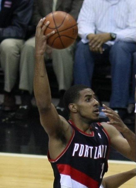 File:LaMarcus Aldridge.jpg