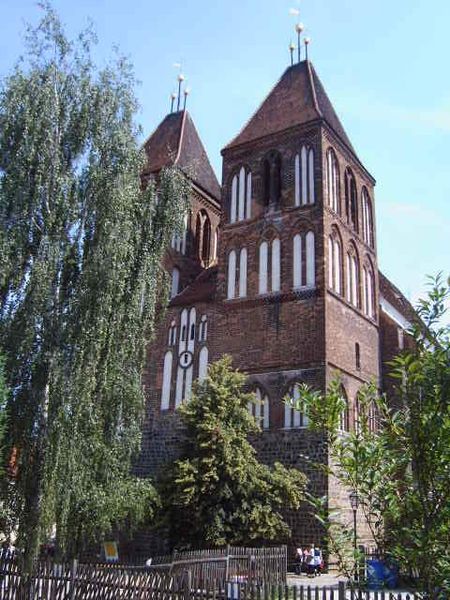 File:Luckau Kirche.JPG