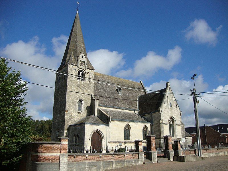 File:Meerbeek-St-Antoniusstraat24-Parochiekerk-Sint-Antonius.JPG