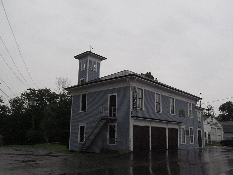 File:MonsonME FormerFireStation.jpg