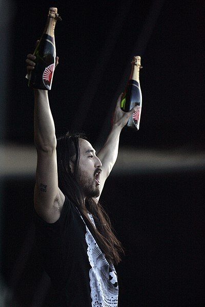 File:Steve Aoki (8541724996).jpg