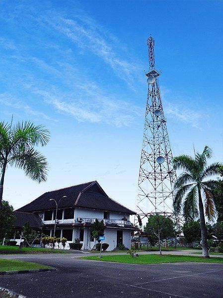 File:TVRI Kalimantan Timur.jpg