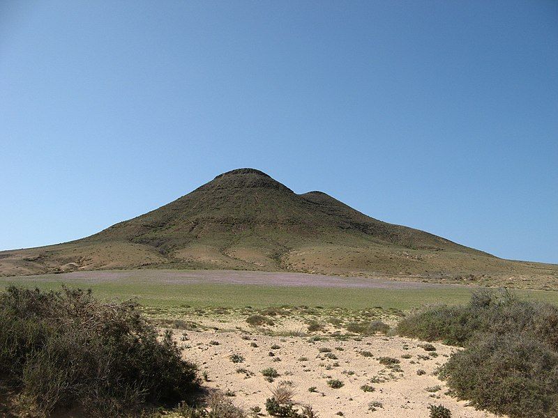 File:Volcano Pink Field.JPG