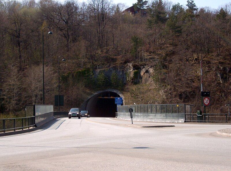 File:Blødekjærtunnellen inngang øst.jpg