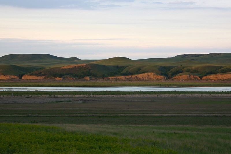 File:Cannon Ball, ND.jpg