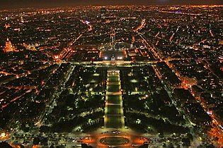 Champ de Mars at night (2007).