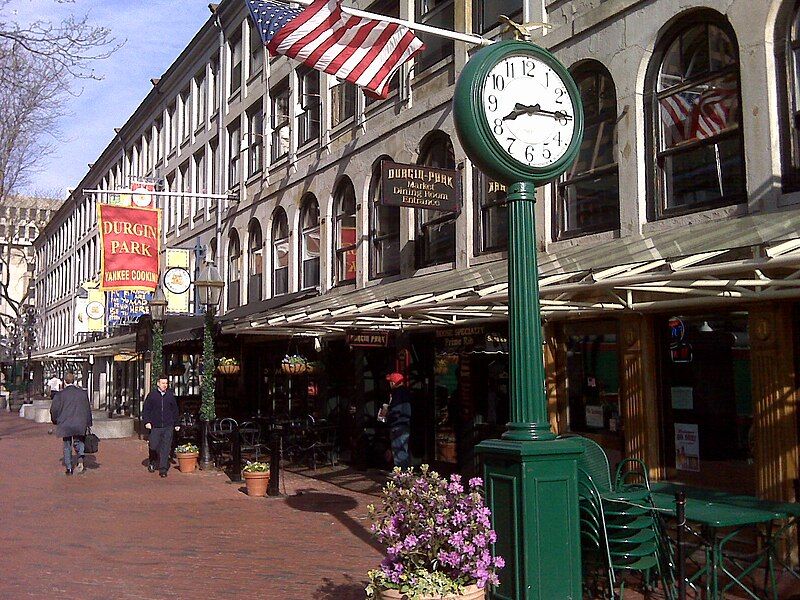 File:Durgin Park 2009.jpg