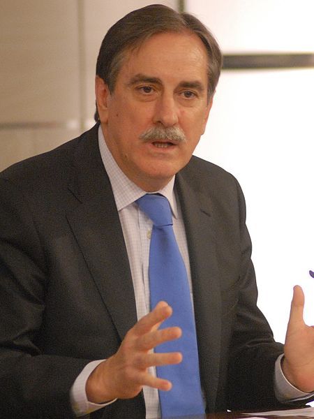 File:Gomez 2011 (cropped).jpg