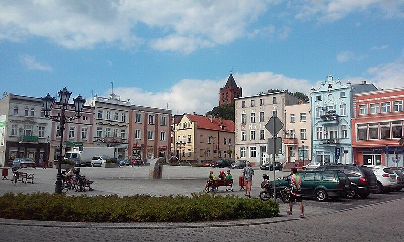 File:Nowe, rynek 10.jpg