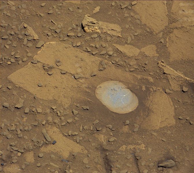 File:PIA18602-MarsCuriosityRover-BonanzaKingRock-20140817.jpg