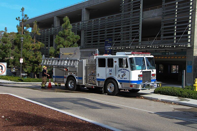 File:SantaBarbaraCountyFireEngine14Wide.jpg