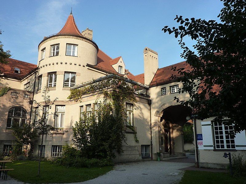 File:Seidlvilla-Schwabing (4).jpg