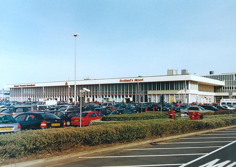 File:2002-04-Flughafen-Glasgow-Prestwick.jpg