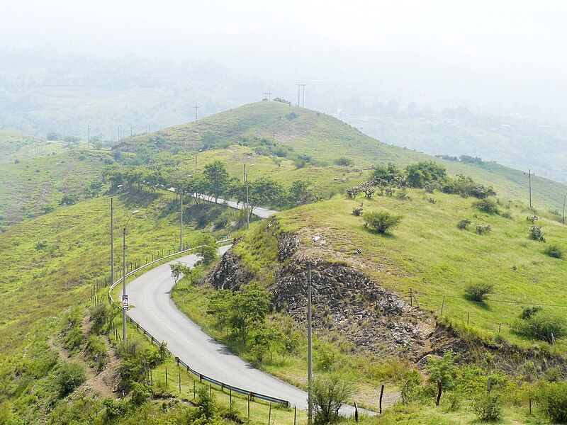 File:Carretera Dapa.JPG