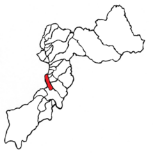 Line drawing of the borders of districts in Perú with Chupuro district colored red.