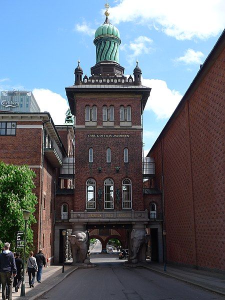 File:Elephant Tower (Carlsberg).jpg